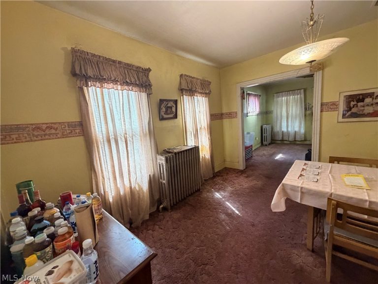 4218 Robert Avenue, Cleveland, OH - Photo 5