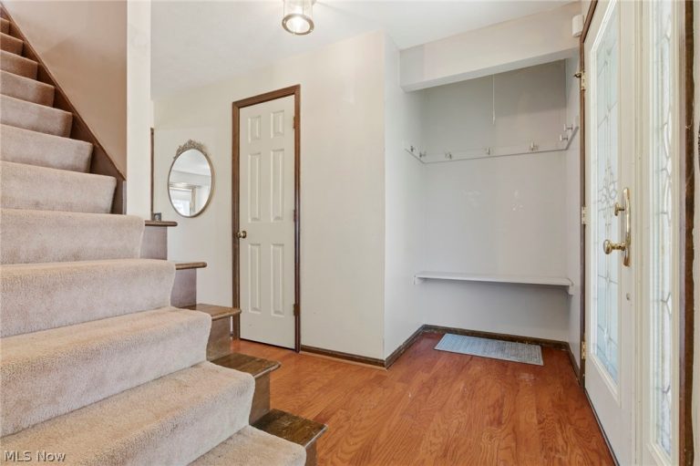 2230 Vixen Street, North Canton, OH - Photo 6