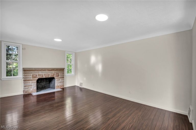 3975 Ellendale Road, Moreland Hills, OH - Photo 2