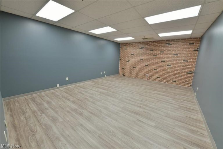 151 Kennebec Avenue, Mcconnelsville, OH - Photo 4
