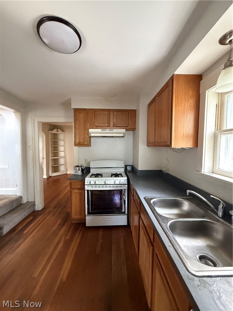 3365 Silsby Road, Cleveland Heights, OH - Photo 2