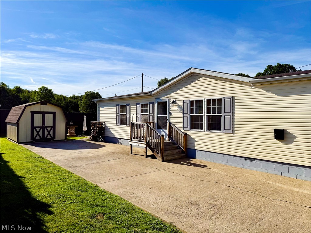 531 Herrick Street, Uhrichsville, OH
