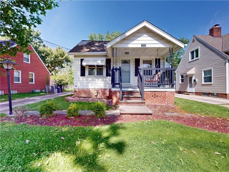 1560 Biltmore Road, Lyndhurst, OH, 44124