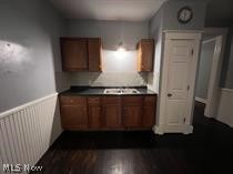 1976 Smithfield Street, Youngstown, OH - Photo 4