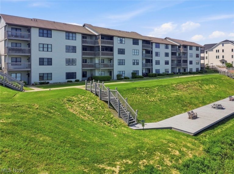 5237 Lake Road #1107, Ashtabula, OH, 44004