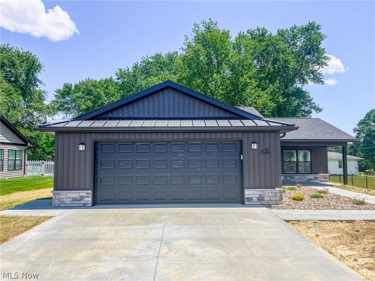 4859 Oasis Avenue, Wooster, OH - Photo 2