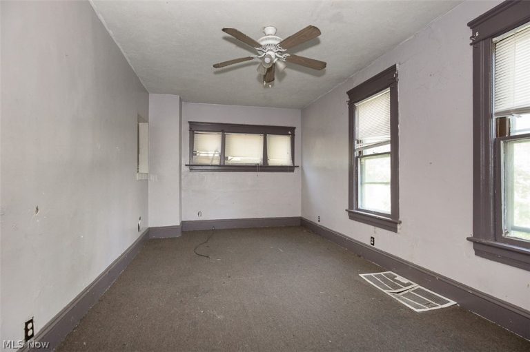 2300 86th Street, Cleveland, OH - Photo 6