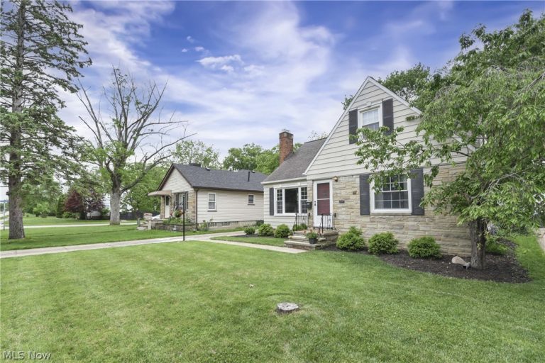 4168 224th Street, Fairview Park, OH - Photo 3