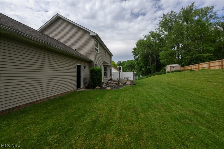 1150 Rolena Circle, Canton, OH - Photo 5