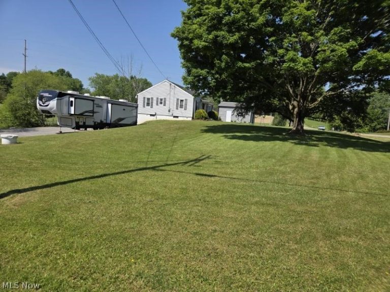 15090 Louisville Street, Minerva, OH - Photo 4
