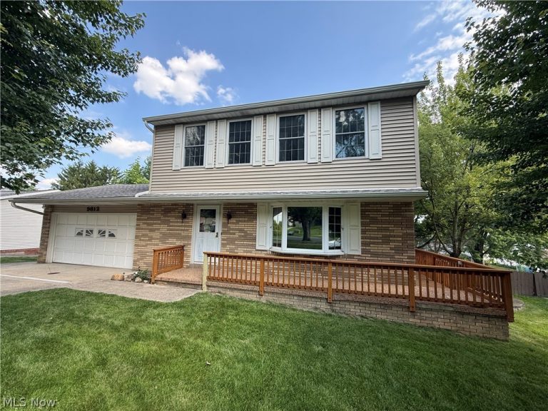 9812 Vienna Drive, Parma, OH, 44134
