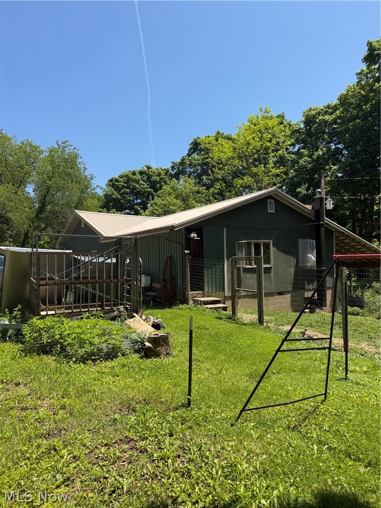 15692 Sligo Road, Kimbolton, OH - Photo 3