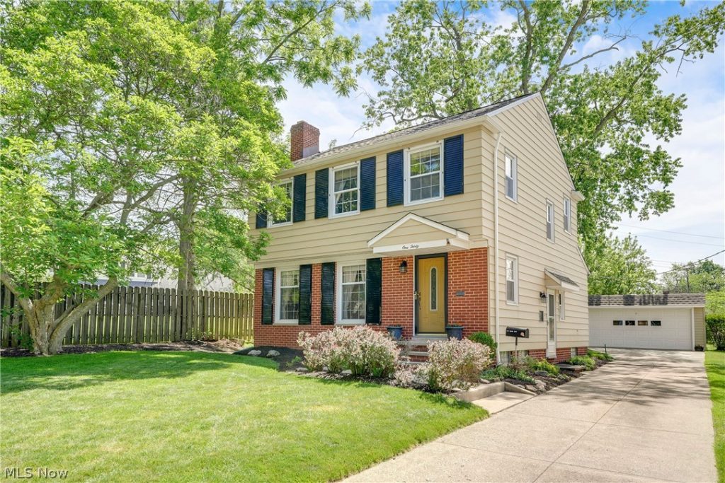 130 Grand Boulevard, Bedford, OH