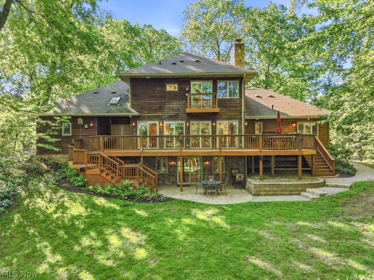 881 Gaylord Grove Road, Cuyahoga Falls, OH - Photo 4