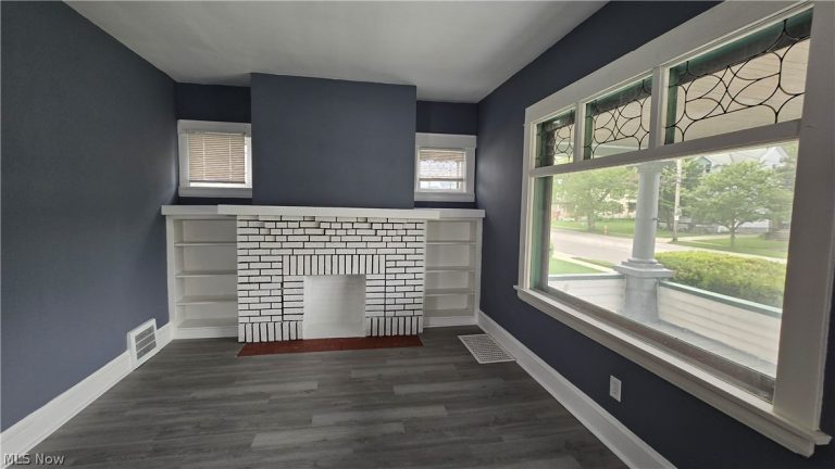 13301 Caine Avenue, Cleveland, OH - Photo 4