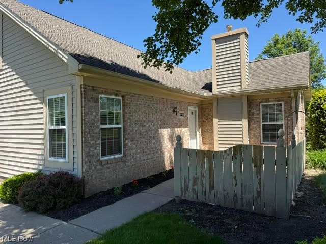 1402 Willow Brook Drive, Warren, OH - Photo 4