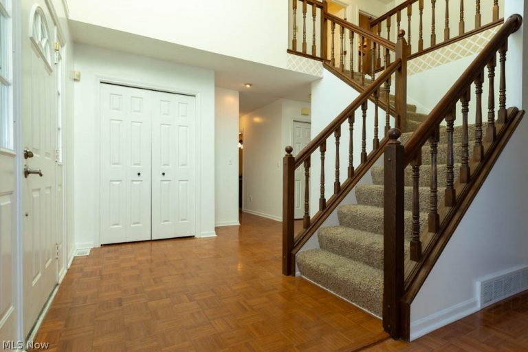 1273 Sharonbrook Drive, Twinsburg, OH - Photo 6
