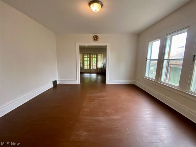 400 Cloverdale Avenue #UP, Akron, OH - Photo 4