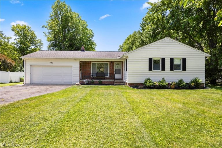 6052 Highland Road, Highland Heights, OH, 44143