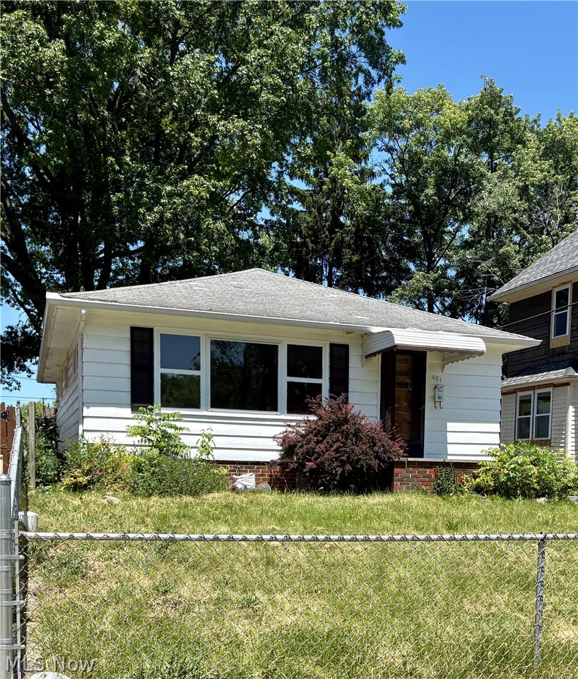 451 9th Street, Elyria, OH