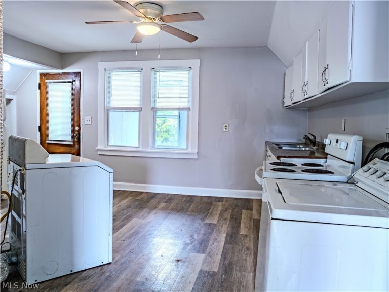 2102 96th Street, Cleveland, OH - Photo 6