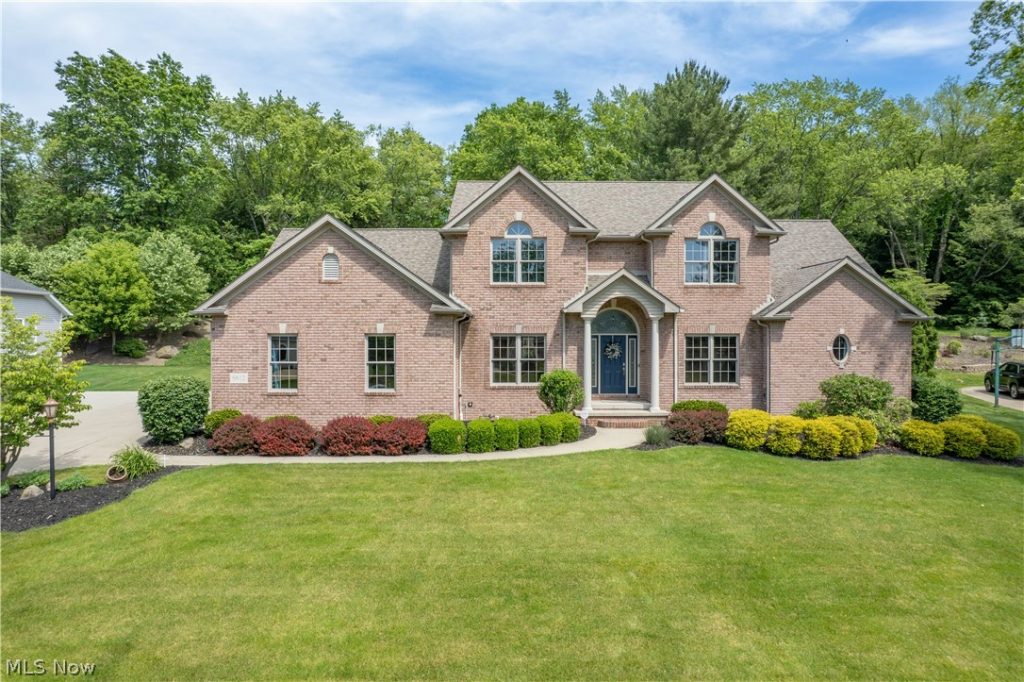 6612 Greyhawk Street, Canton, OH