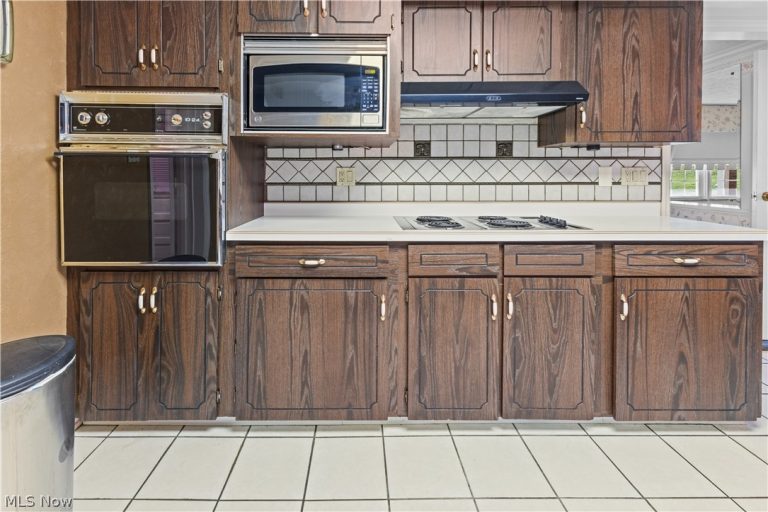 10 Sarah Boulevard, Toronto, OH - Photo 3