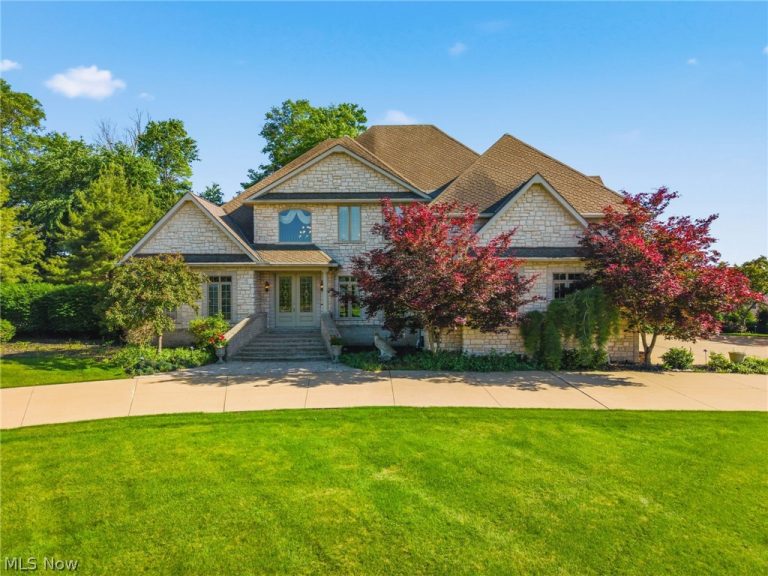 1524 Eagle Watch Street, Canton, OH - Photo 2