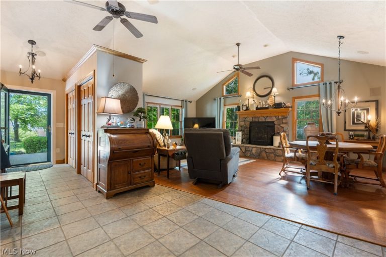 3522 Lovers Lane, Ravenna, OH - Photo 5