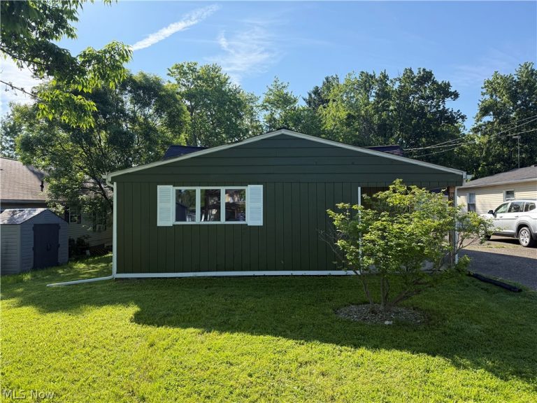 865 East Boulevard, Aurora, OH, 44202