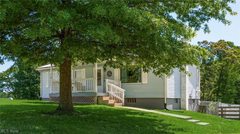 7370 Adamsville Road, Adamsville, OH - Photo 2