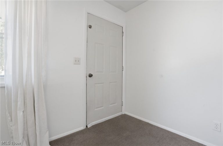 2967 Stockton Avenue, Akron, OH - Photo 4