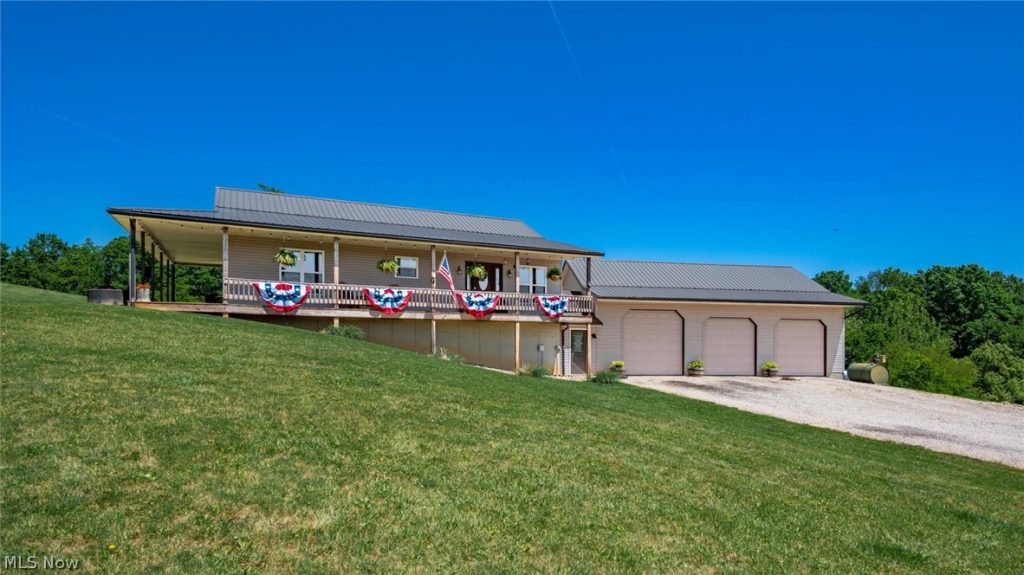3664 Finley Lane, Malta, OH