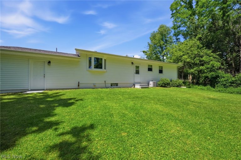 4510 Ridge Road, Geneva, OH - Photo 8
