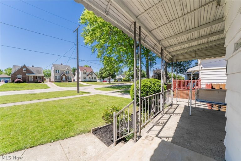 4408 Archmere Avenue, Cleveland, OH - Photo 6