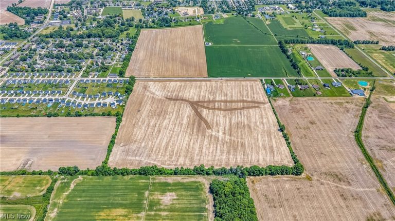 Fowl Road, Elyria, OH, 44035