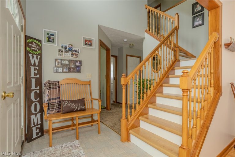 1009 Brittingham Drive, Ravenna, OH - Photo 6