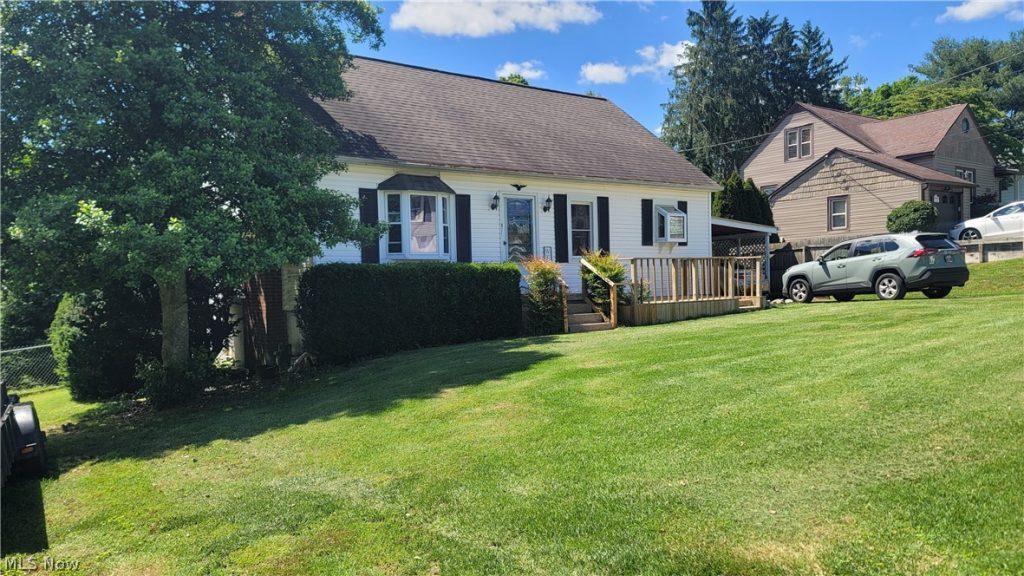 107 Woodrow Street, Marietta, OH