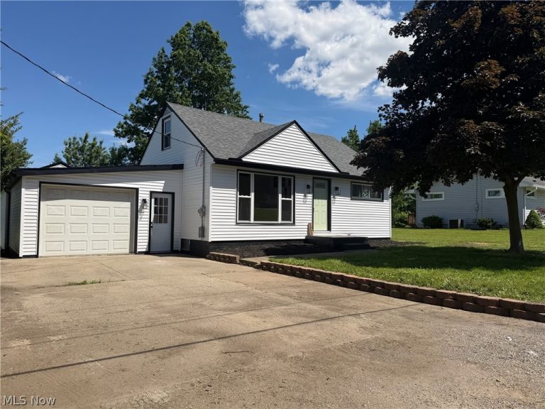 248 Menegay Road, Louisville, OH, 44641