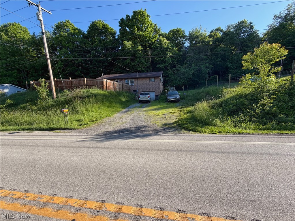 15681 State Route 267, East Liverpool, OH