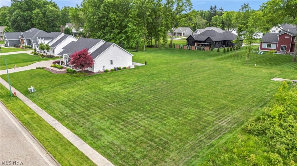 Terra Verde Avenue, Columbiana, OH