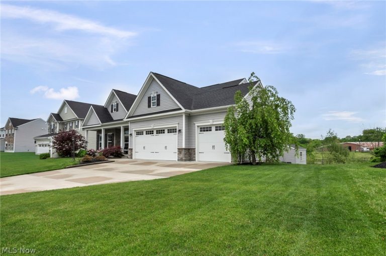 6223 Hooper Drive, Medina, OH - Photo 3