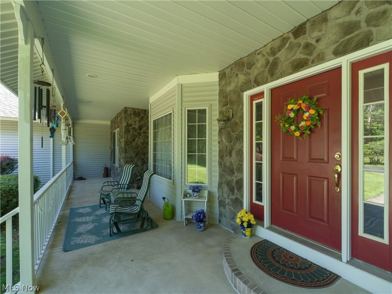 8745 Broadview Road, Broadview Heights, OH - Photo 2