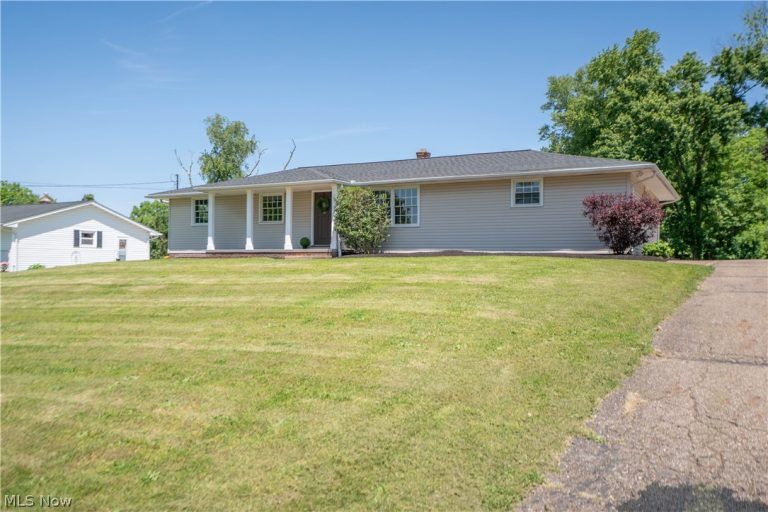 11391 Michelle Drive, Canal Fulton, OH, 44614