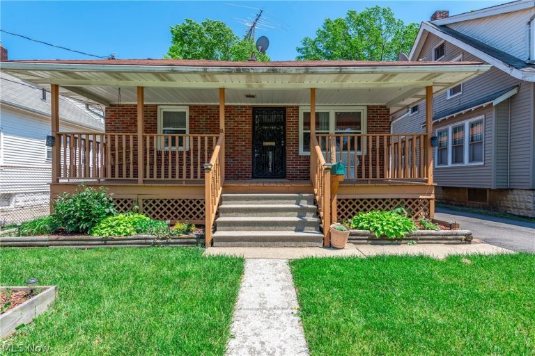 3155 Toledo Avenue, Lorain, OH - Photo 2