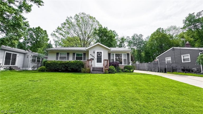 4261 Osage Street, Stow, OH - Photo 2
