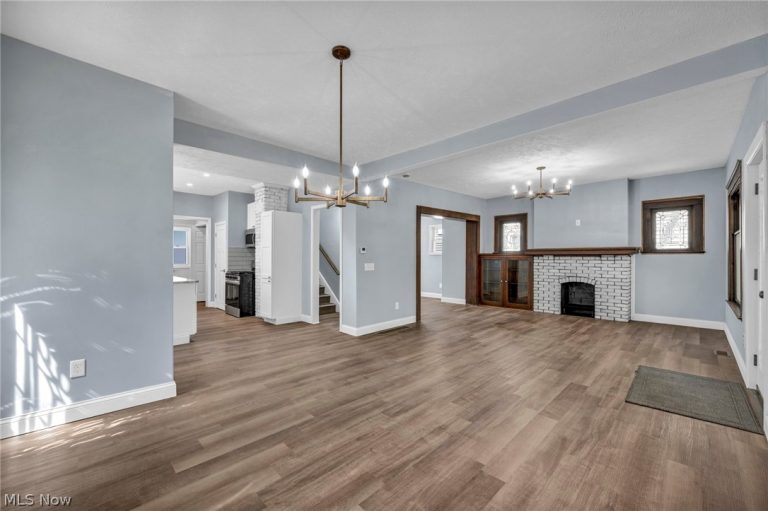 2172 West Boulevard, Cleveland, OH - Photo 3