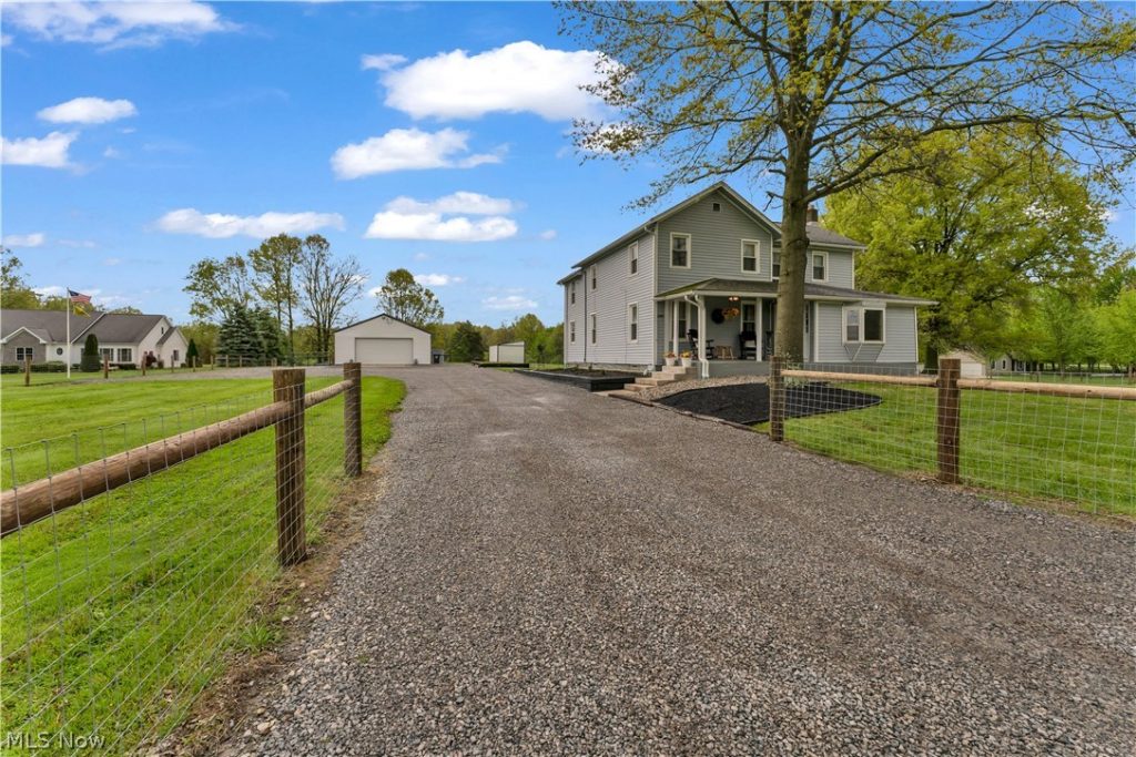 2541 Rosemont, North Jackson, OH