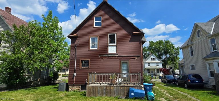 201 26th Street, Lorain, OH - Photo 3