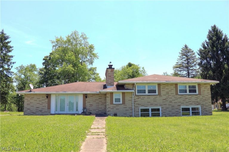 1360 St Johns Road, Colliers, WV, 26035